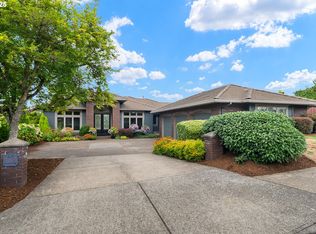 13851 SW Mistletoe Dr, Tigard, OR 97223