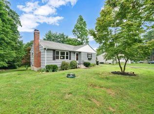 22 Burlwood Dr, Burlington, CT 06013