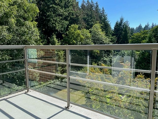 1st image of 5639 Hampton Pl #407