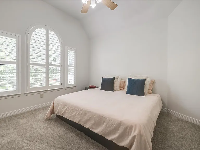 5710 Cielio Bay Ct — Photo 36