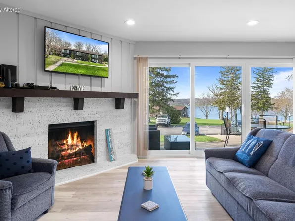 12 Interlaken DRIVE #05, Lake Geneva, WI 53147