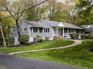 83 Rutgers Ave, Berkeley Heights, NJ 07922