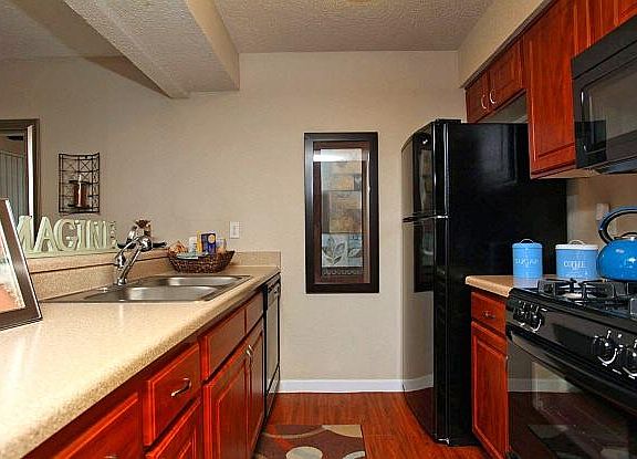 3rd image of 7205 Hart Ln APT 3042