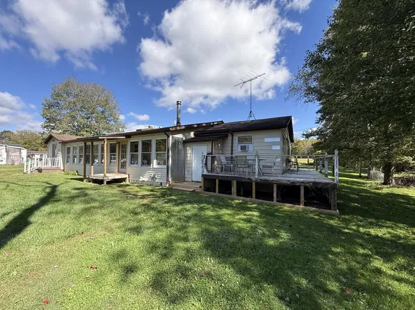 28 Tracy Ln, Summersville, WV 26651