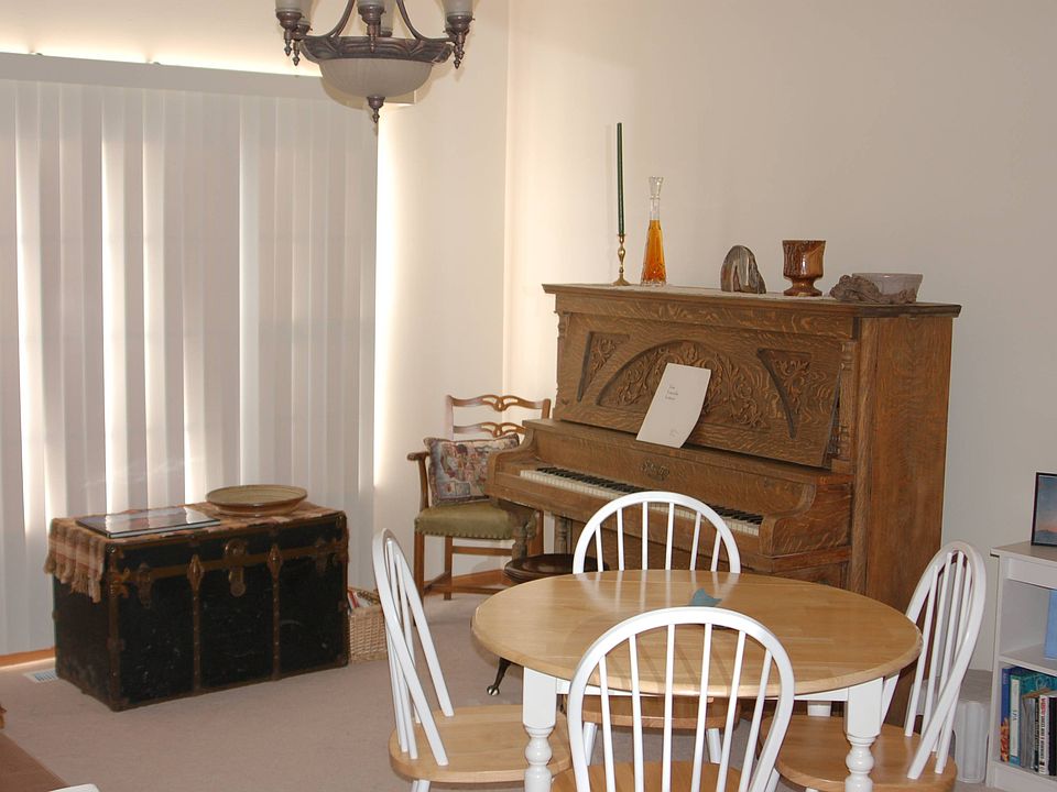 619 Willow St Elburn IL Zillow