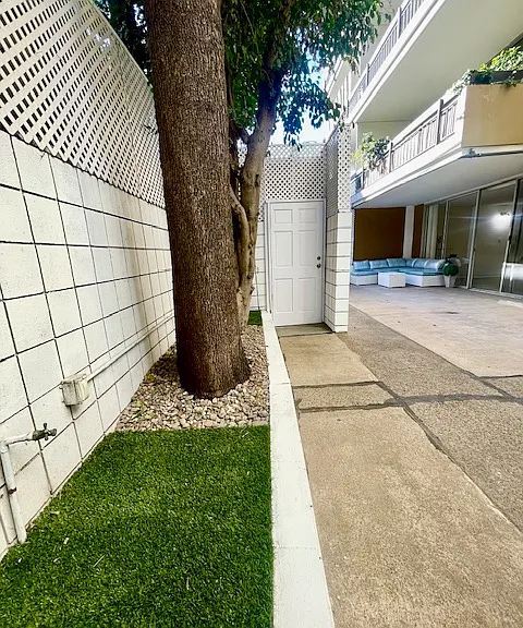 Occidental Towers Apartments — Photo 169