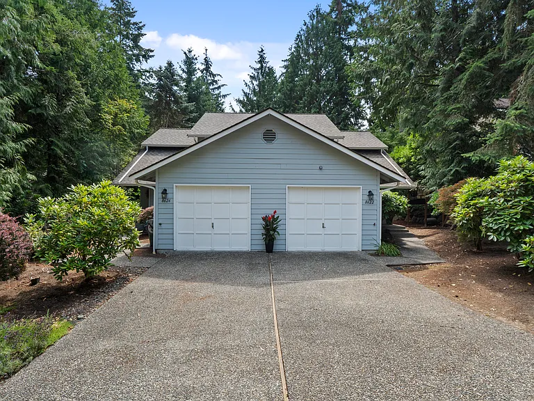 Front view (two homes, duplex style & owned by one landlord. Sound deadening material in common wall ensures no noise transfer.)