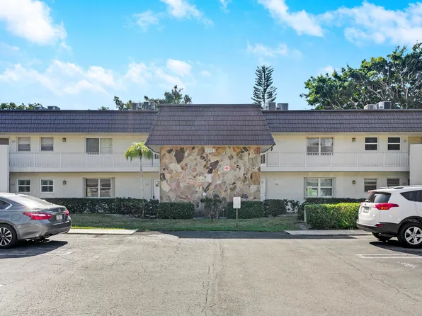 12003 Poinciana Boulevard #105, Royal Palm Beach, FL 33411