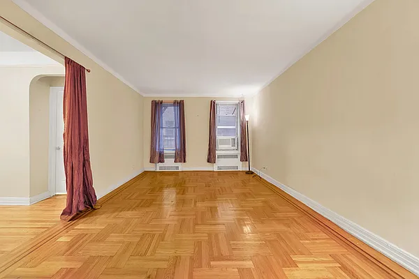 Sold by Remax Edge | media 16