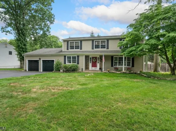 16 Norman Ln, Roxbury Twp., NJ 07876