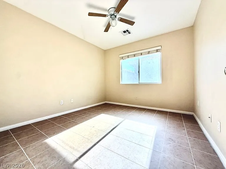 10256 Missouri Meadows St — Photo 12
