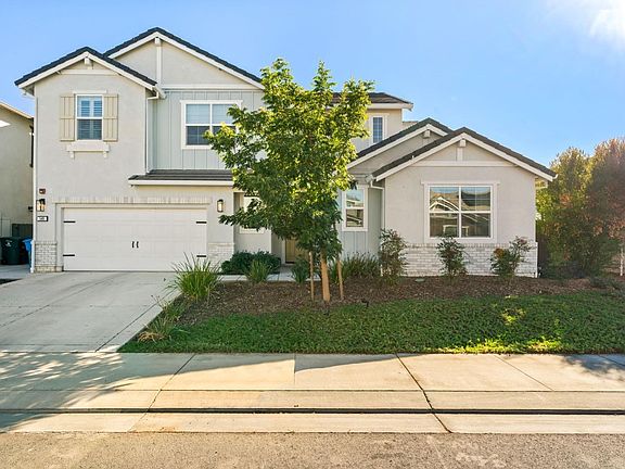 2nd image of 549 Honeysuckle Drive