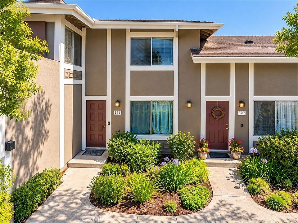 1st image of 231 Gazania Ct