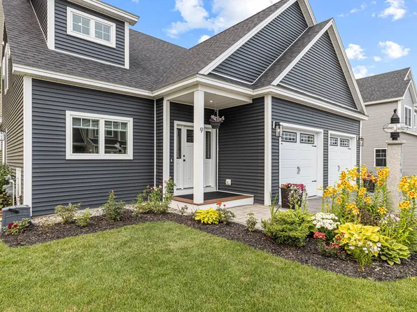 9 Waxwing Lane #48, Falmouth, ME 04105