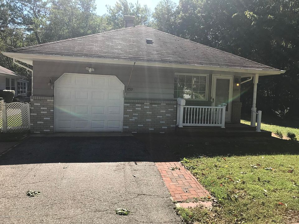 1st image of 1759 Mount Everest Ln