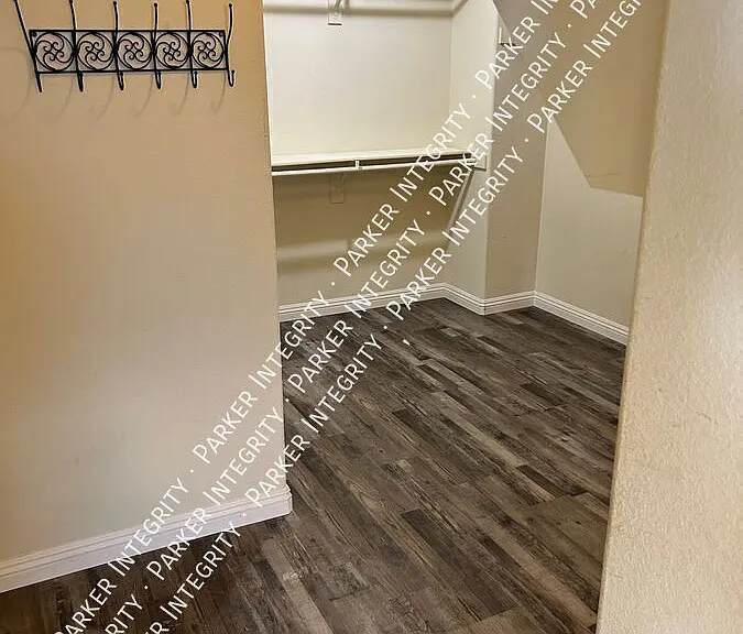 17676 View Mount Ct — Photo 25