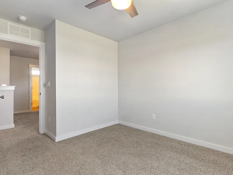3488 W Remembrance Dr — Photo 28