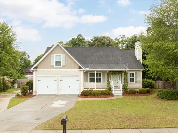 1220 Francis Marion Cir, Moncks Corner, SC 29461