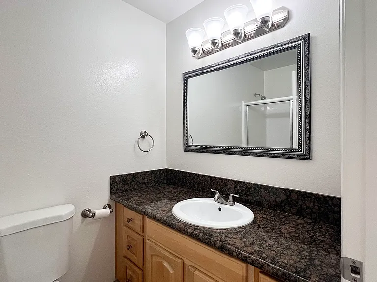 2725 Calle Del Comercio #B — Photo 35
