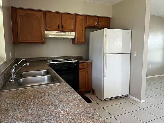 5th image of 558 Briarwood Rd