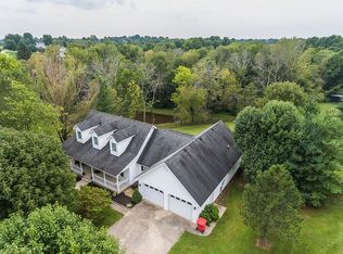 271 Foxwood Dr, Richmond, KY 40475