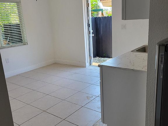 3rd image of 2150 SW 104th Pl #2