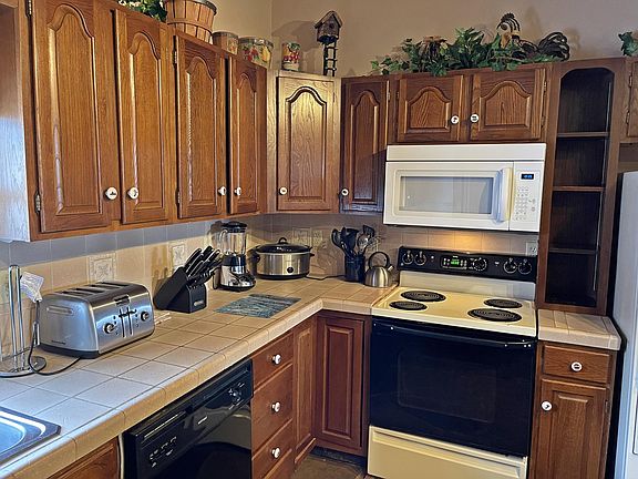 4th image of 41 Whistlepunk Ln #1