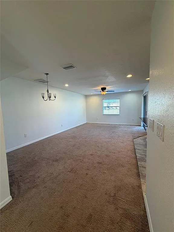 4 bed, 3.0 bath, 1742 sqft, $2,375 — Photo 4