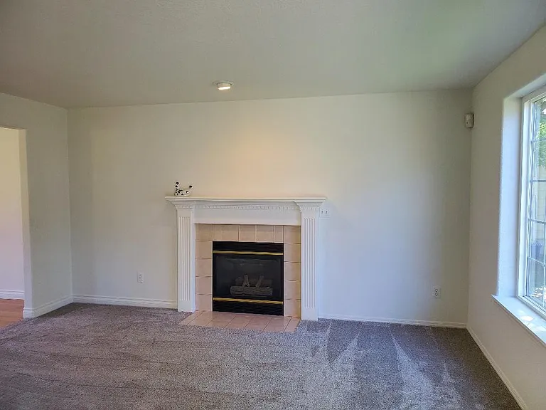 20040 Torrey Pines Dr — Photo 10