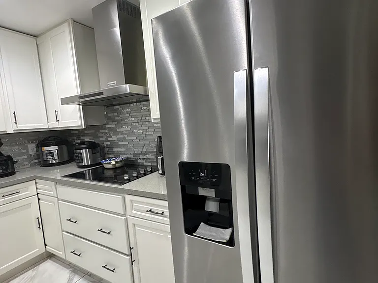 199 SE Crosspoint Dr — Photo 10