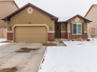 955 N Hillingdon Ct, North Salt Lake, UT 84054