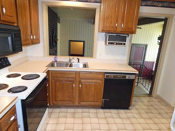 5th image of 2106 Jade Dr