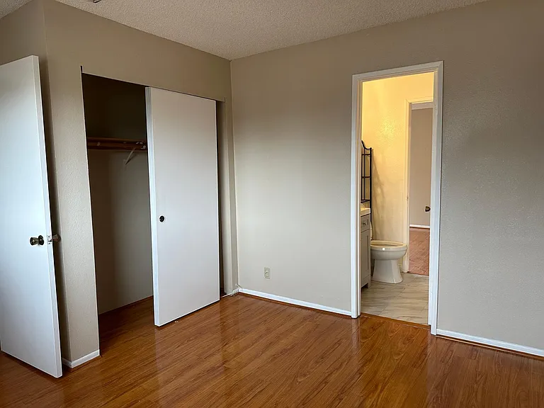 430 W Center St #1 — Photo 8