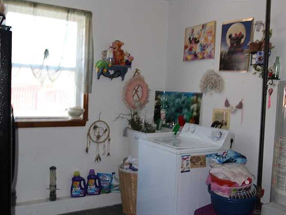 5th image of 11173 Maple Dr