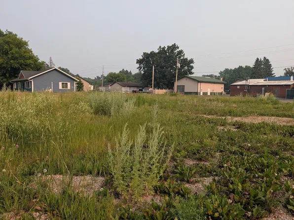 Poplar St, Crosby, MN 56441