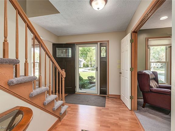 3rd image of 25797 Briarwood Ct
