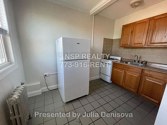 3rd image of 1410 W Chase Ave #304