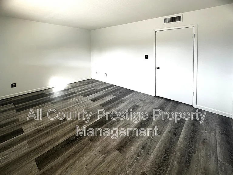 3459 W Dailey St — Photo 10