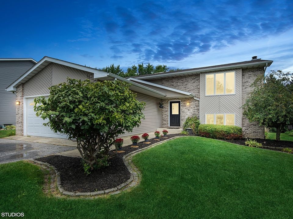 1st image of 3536 Sunrise Dr