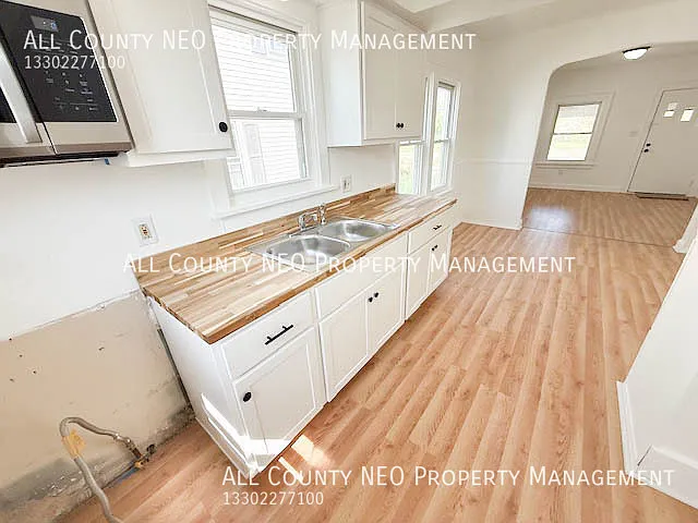 1241 Bedford Ave SW — Photo 22