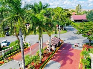 3613 Inverrary Blvd, Lauderhill, FL 33319