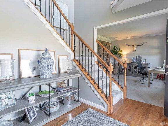2nd image of 559 Hastings Ct