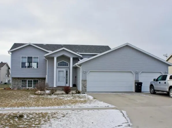 3577 Taylor St S, Fargo, ND 58104