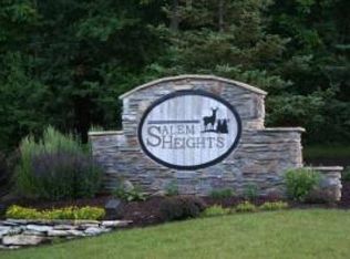 2421 Salem Heights Ln SW, Rochester, MN 55902