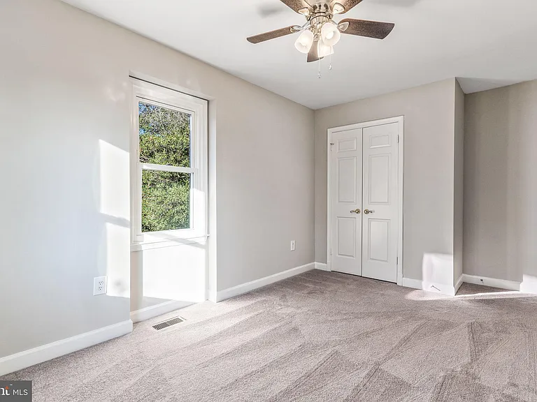 2148 Colonel Way — Photo 27