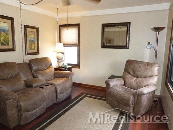 2nd image of 29445 Little Mack Ave