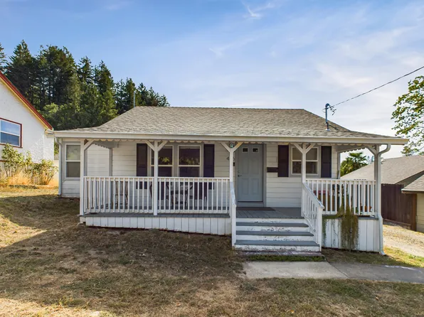 486 Oak St, Garberville, CA 95542