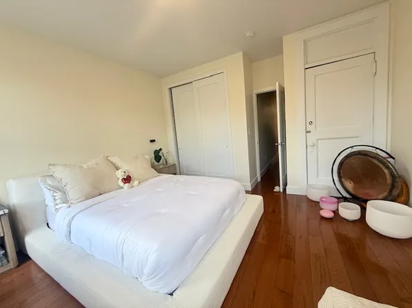 25-43 38th Street image 1 of 10