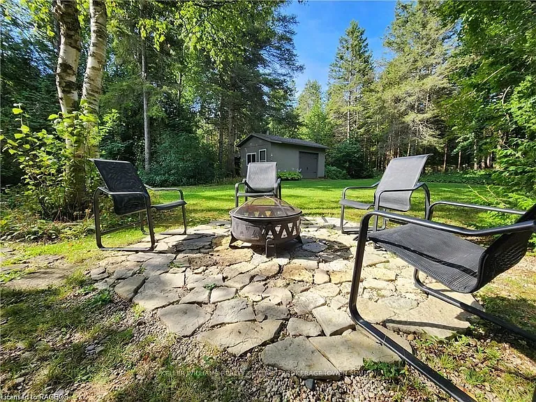 303 Isthmus Bay Rd — Photo 32