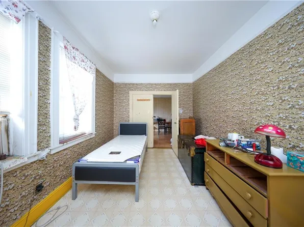 97 Avenue S image 8 of 32